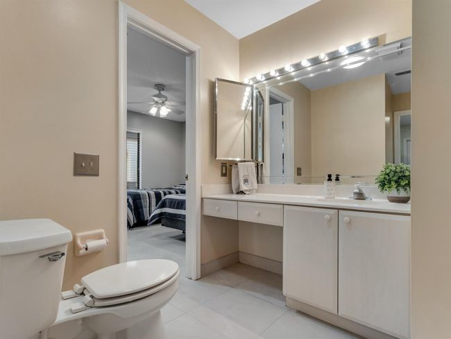 10088 Laurelwood Pl, Condo with 2 bedrooms, 2 bathrooms and null parking in Boynton Beach FL | Image 14