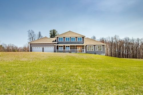 146 Elmwood Rd, Lunenburg, MA, 01462-1465 | Card Image