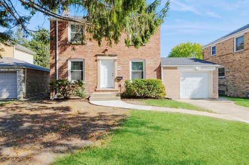 779 S Wolf Road, Des Plaines, IL, 60016 | Card Image