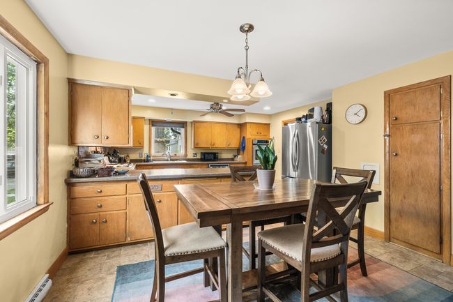 425 3 Rd St, House other with 4 bedrooms, 2 bathrooms and null parking in Stevens Point WI | Image 15