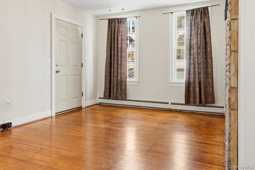 1-51 Gifford Ave, Poughkeepsie, NY, 12601-1809 | Card Image