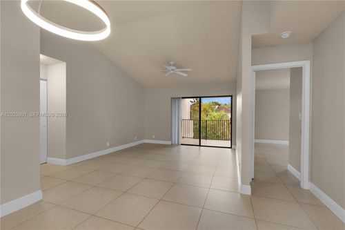306-10105 W Sunrise Blvd, Plantation, FL, 33322-5671 | Card Image