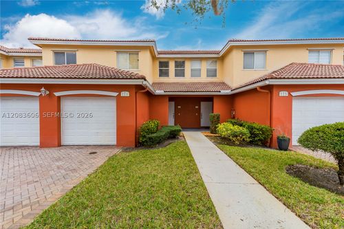 114-1-7401 Palomino Dr, Hollywood, FL, 33024-2351 | Card Image