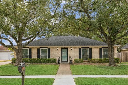 16229 Seattle St, Jersey Village, TX, 77040-1929 | Card Image