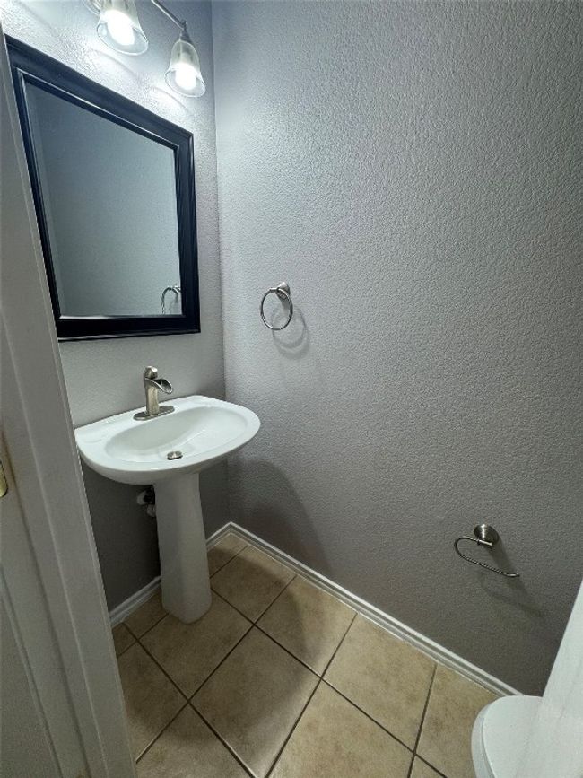2406 Brookhollow Ter, House other with 4 bedrooms, 3 bathrooms and 2 parking in Georgetown TX | Image 10
