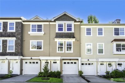 B105 - 7574 129th Place Se, Townhouse with 2 bedrooms, 1 bathrooms and null parking in Newcastle WA | Image 1