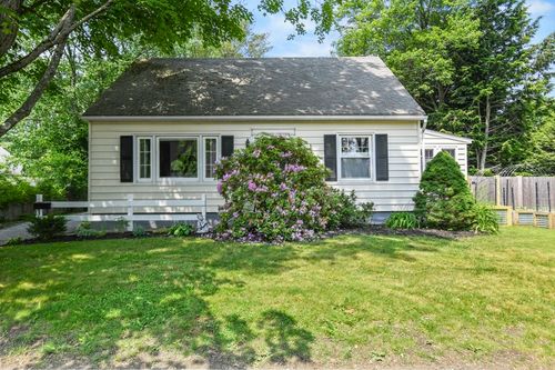 11 Leslie Dr, Pittsfield, MA, 01201-5650 | Card Image