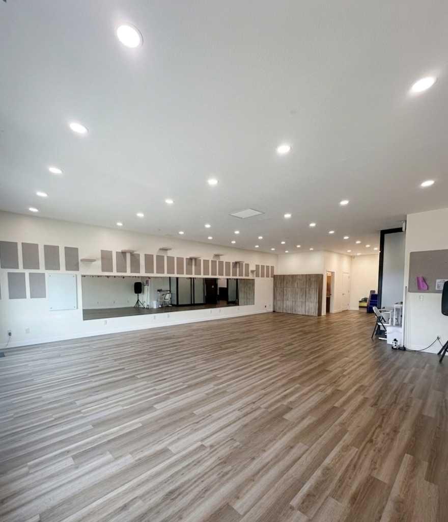 Commercial Sale in Sylvan Lake