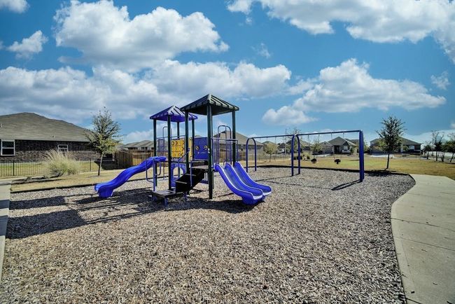 12908 Thomas Jefferson St, House other with 3 bedrooms, 3 bathrooms and null parking in Manor TX | Image 34