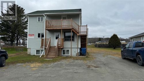 4 Rue St-Pierre, Saint-François-De-Madawaska, NB, E7A1G1 | Card Image