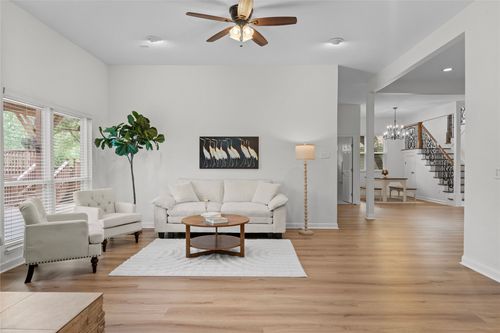 301 Crane St, Austin, TX, 78734-4745 | Card Image