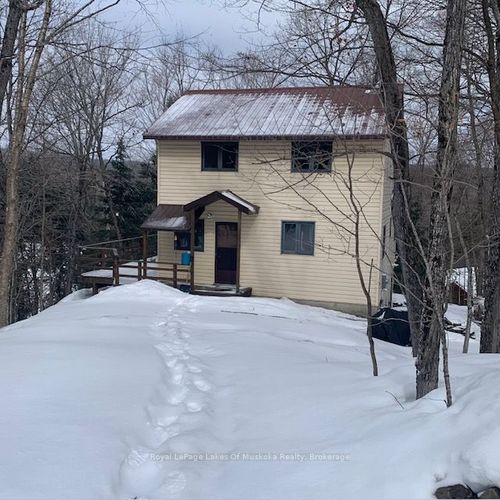 22 Frank Lane, Emsdale, ON, P0A1J0 | Card Image