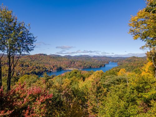 6 Loch Dr, Glenville, NC, 28736-4000 | Card Image
