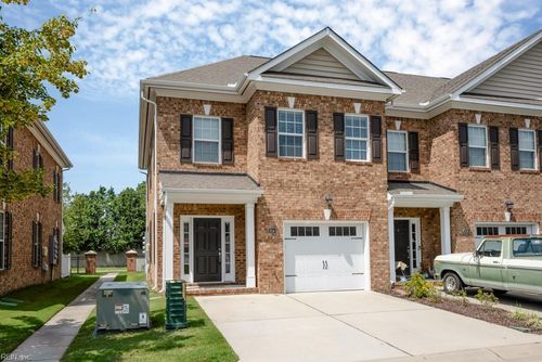 19-816 Haversham Close, Chesapeake, VA, 23320-2465 | Card Image