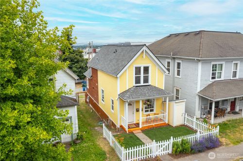 1007 N Forest St, Bellingham, WA, 98225-5509 | Card Image