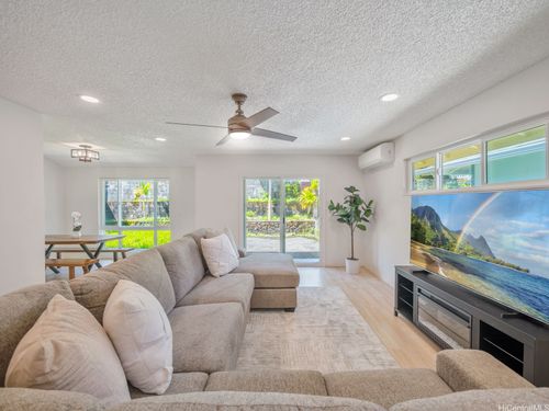 47-523 Ipulepo Way, Kaneohe, HI, 96744-4673 | Card Image