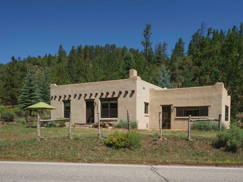 26571 E Us Highway 64, Taos, NM, 87571-7106 | Card Image