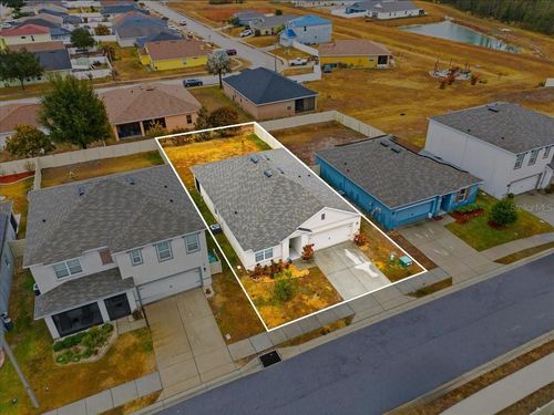 124 Emanuelle Dr, Winter Haven, FL, 33884-3453 | Card Image