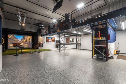 3860 21st St Se, Mandan, ND, 58554-1384 | Card Image