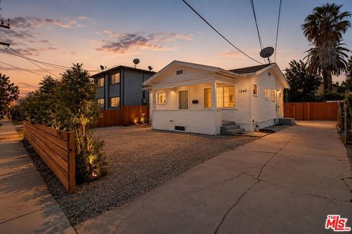 1244 W 107th St, Los Angeles, CA, 90003 | Card Image