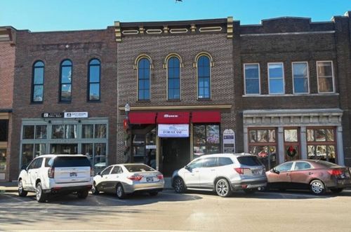105 N Maple St, MURFREESBORO, TN, 37130-3524 | Card Image