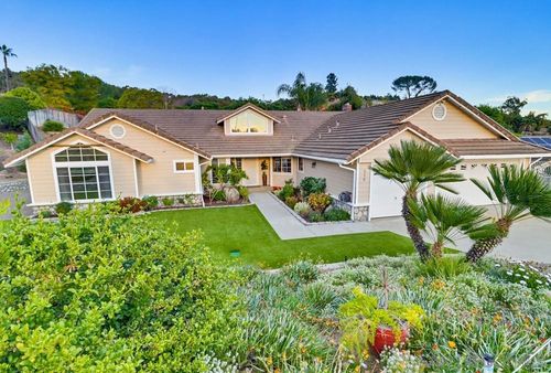 320 Jonah Rd, Escondido, CA, 92027 | Card Image