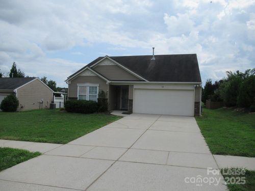 122 Anastasia Ln, Lincolnton, NC, 28092-6437 | Card Image