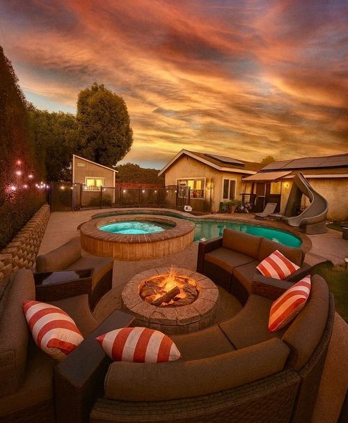 23921 Hamlin St, West Hills, CA, 91307-3124 | Card Image