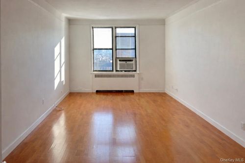 7j-3600 Fieldston Rd, Bronx, NY, 10463-2052 | Card Image