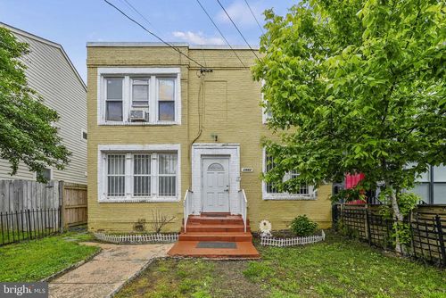 1942 Capitol Ave Ne, WASHINGTON, DC, 20002-1747 | Card Image