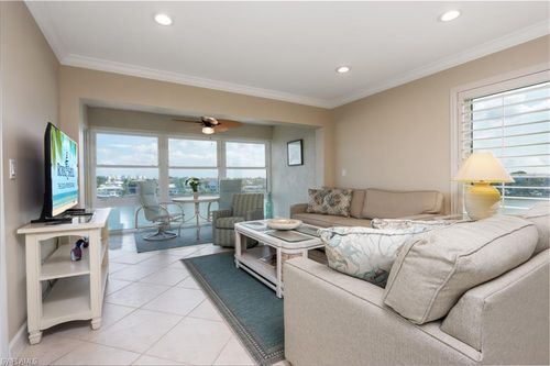 apt-155-271 Southbay Dr, NAPLES, FL, 34108-2362 | Card Image