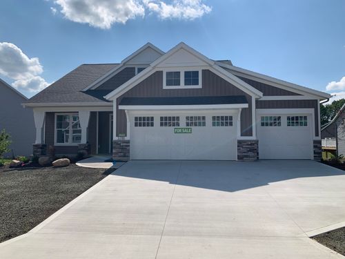 49-3781 Windsor Ridge Dr, Rockford, MI, 49341-7041 | Card Image