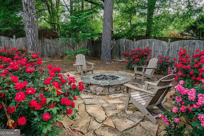 2331 Robin Ln Se, House other with 5 bedrooms, 3 bathrooms and 4 parking in Smyrna GA | Image 11