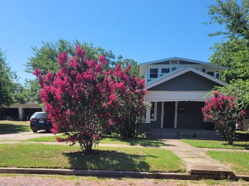 705 W 9th St, Cisco, TX, 76437-3303 | Card Image