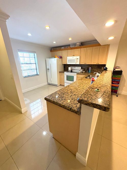 apt-b7-1400 Nw 45th St, Deerfield Beach, FL, 33064-1183 | Card Image