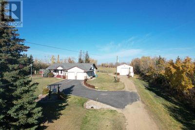 27342 Township Road 391, House other with 3 bedrooms, 3 bathrooms and 2 parking in Red Deer County AB | Image 2