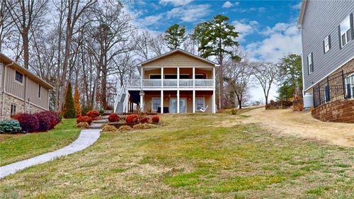 105 Sunrise Ln, New London, NC, 28127 | Card Image