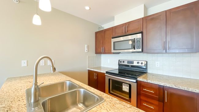 308 - 5000 Imperial Street, Condo with 1 bedrooms, 1 bathrooms and 1 parking in Burnaby BC | Image 6