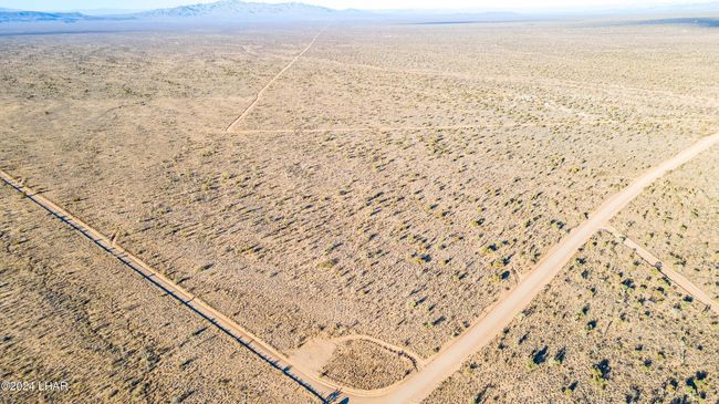 0 Bonanza Rd, Home with 0 bedrooms, 0 bathrooms and null parking in Yucca AZ | Image 6