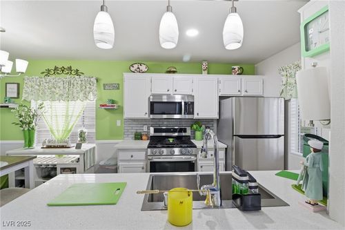 2114-3125 N Buffalo Dr, Las Vegas, NV, 89128-7837 | Card Image