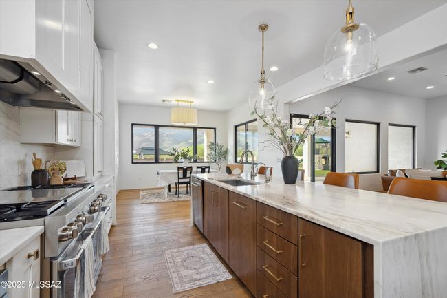Kitchen | Image 15