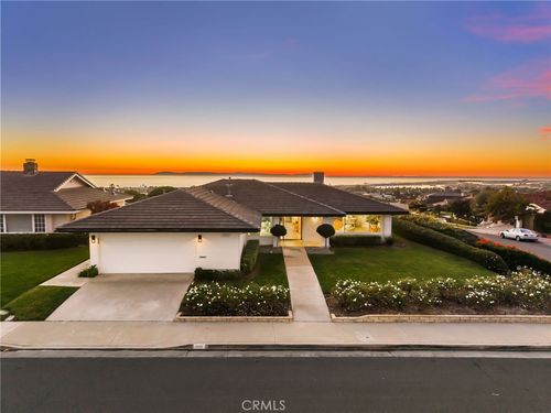 3501 Sausalito Dr, Corona del Mar, CA, 92625-1640 | Card Image