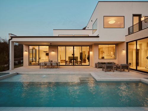 1901 Toro Canyon Rd, Austin, TX, 78746-2324 | Card Image