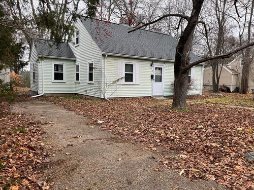 32 Doty Dr, Stoughton, MA, 02072-1707 | Card Image