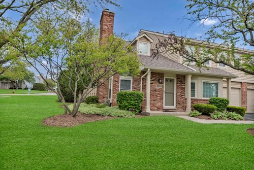 3053 Anton Dr, Aurora, IL, 60504-6656 | Card Image