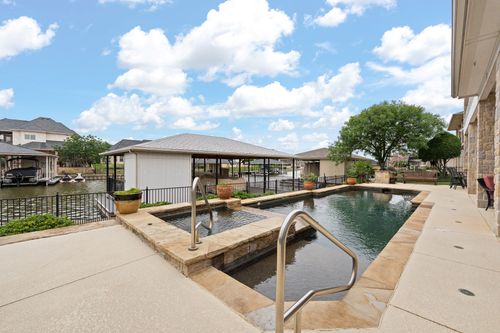 2705 Harborside Dr, Granbury, TX, 76048-2694 | Card Image