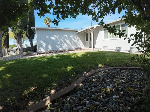 173 Bell Avenue, Sacramento, CA, 95838 | Card Image