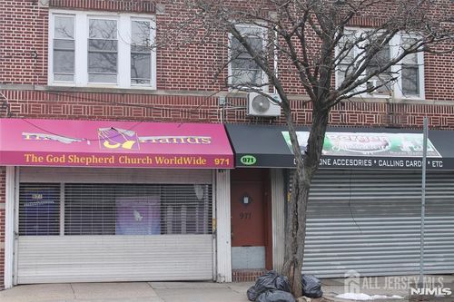971-967 Bergen St, Newark, NJ, 07112-3670 | Card Image
