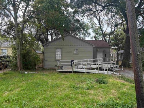 540 Dewey St, Beaumont, TX, 77705-4018 | Card Image