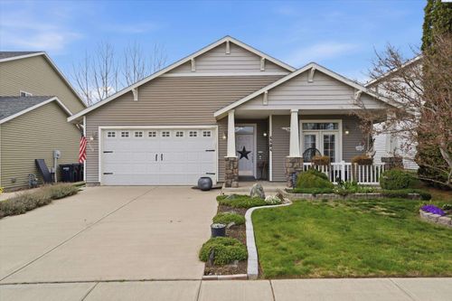 4604 Arabian Ln, Pasco, WA, 99301-6677 | Card Image